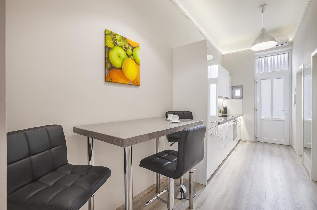 Kings Cross Apartment Budapest Exterior photo